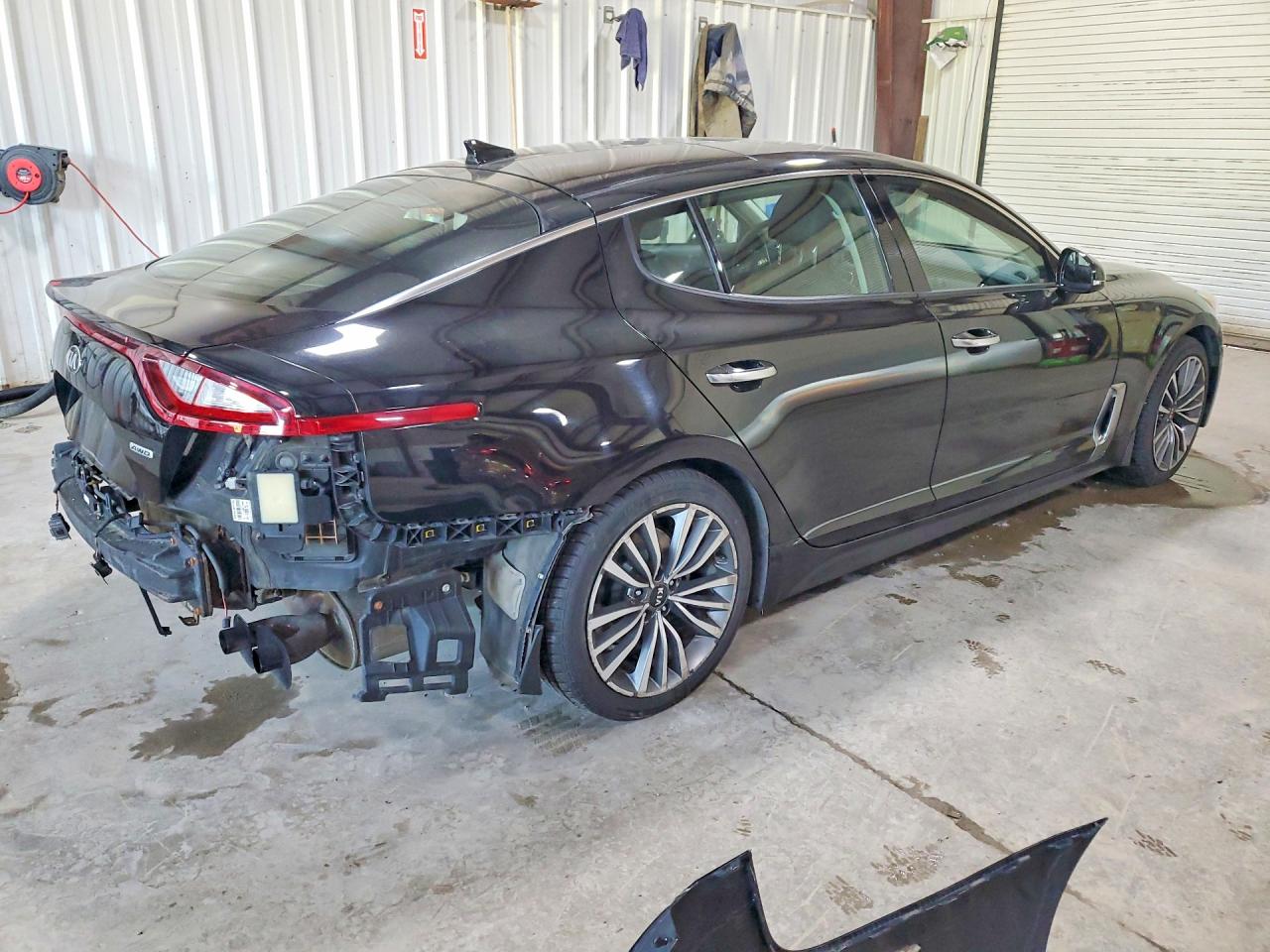 2018 KIA STINGER Premium