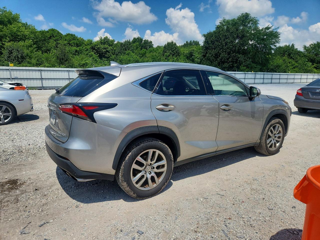 2015 LEXUS NX 200t Luxury