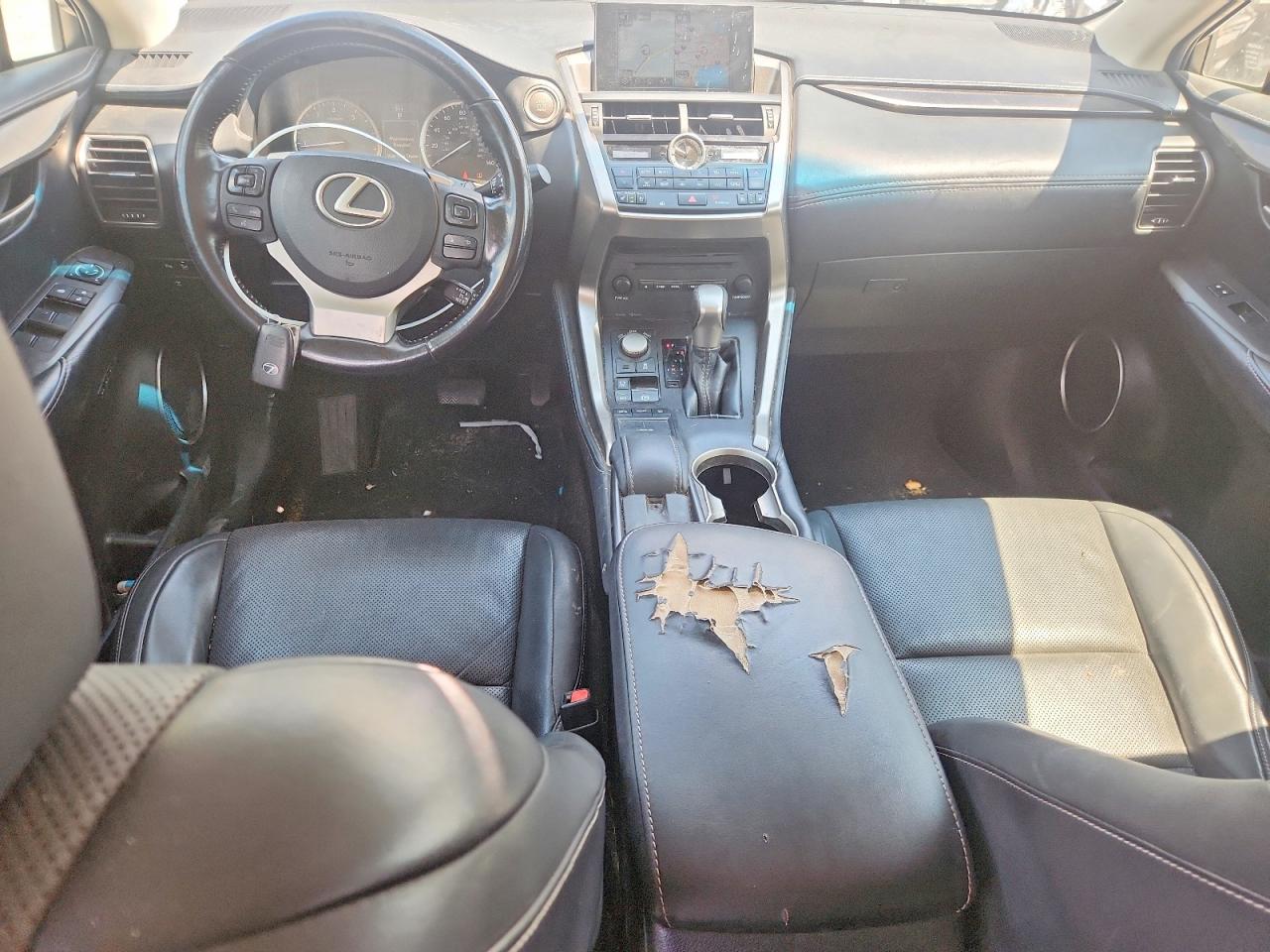 2015 LEXUS NX 200t Luxury
