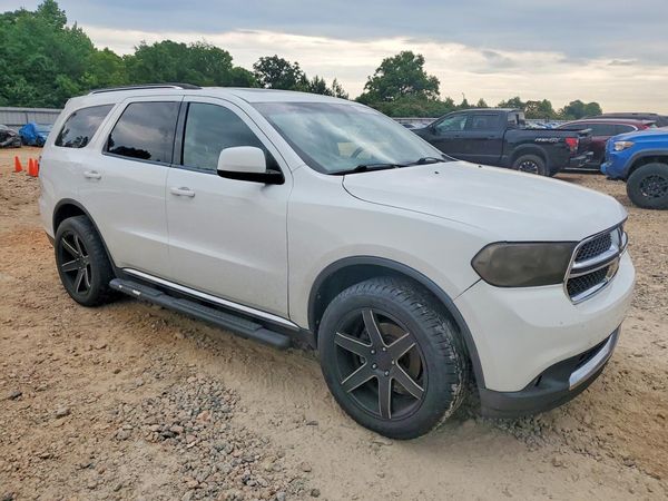 2013 DODGE DURANGO SXT — Passenger 3/4