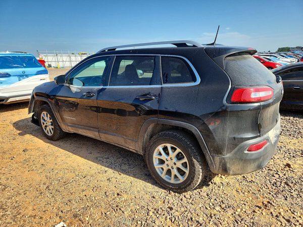 2016 JEEP CHEROKEE LATITUDE FWD