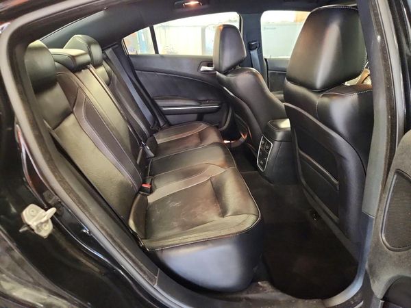 2015 DODGE CHARGER SXT