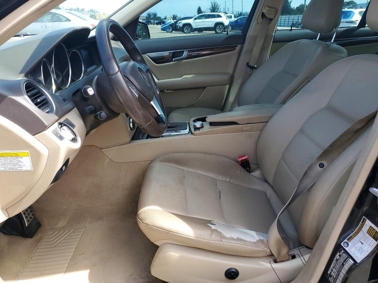 2014 MERCEDES-BENZ C C250