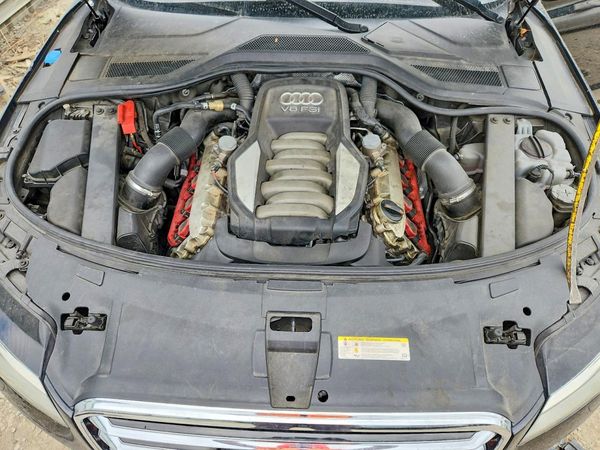 2012 AUDI A8 L