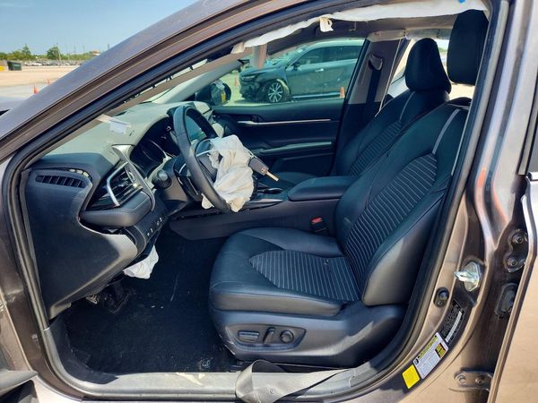 2024 TOYOTA CAMRY SE — DENT
