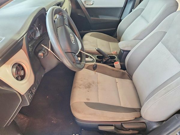 2019 TOYOTA COROLLA