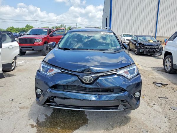 2018 TOYOTA RAV4 Adventure/XLE