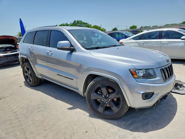 2015 JEEP GRAND CHEROKEE LAREDO 4X2