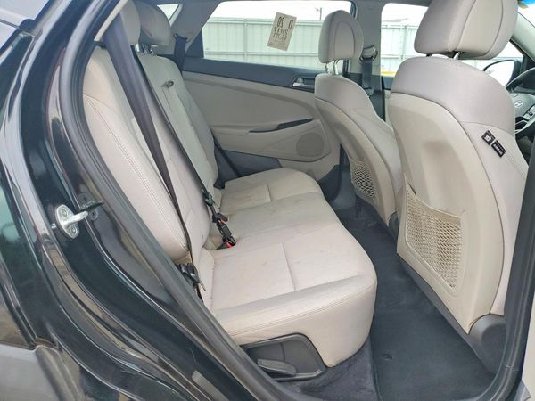 2017 HYUNDAI TUCSON
