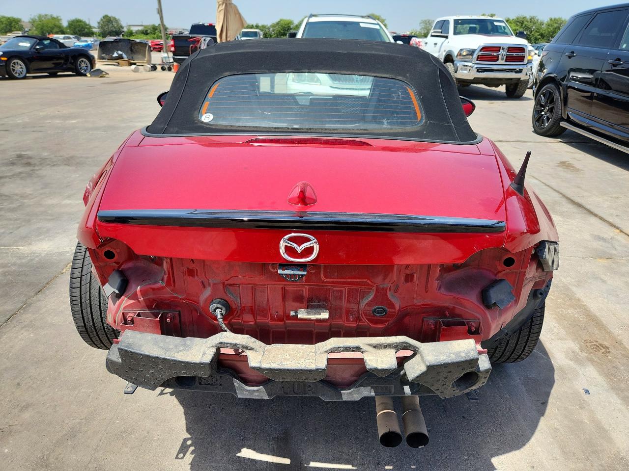 2016 MAZDA MX-5 MIATA Club/GS