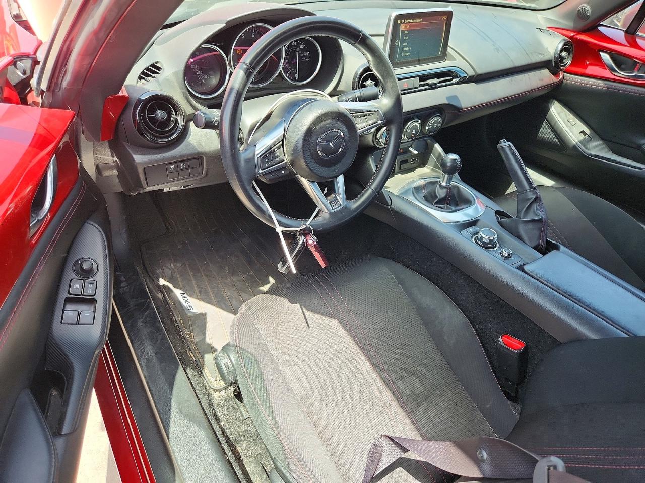 2016 MAZDA MX-5 MIATA Club/GS