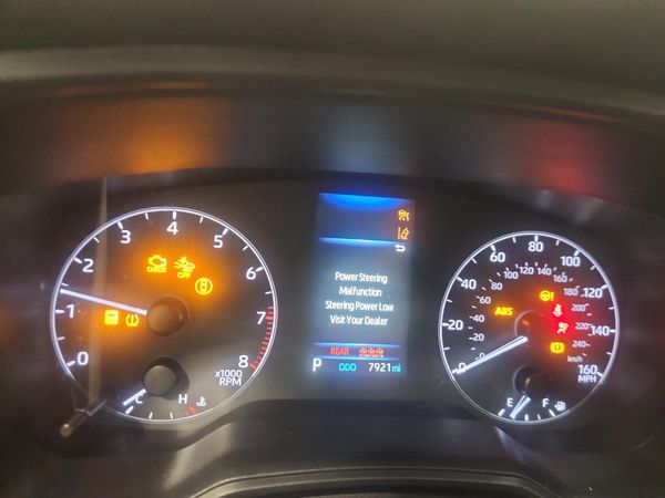 2024 TOYOTA COROLLA CROSS