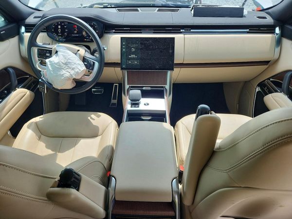 2024 LAND ROVER RANGE ROVER SE