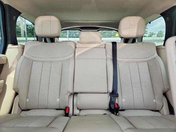 2024 LAND ROVER RANGE ROVER SE
