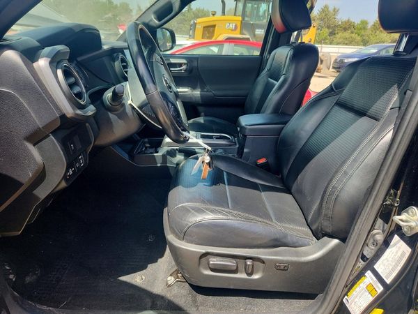 2020 TOYOTA TACOMA SR5