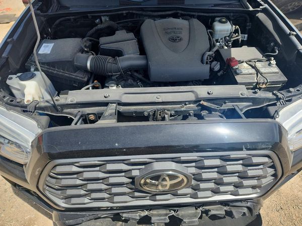 2020 TOYOTA TACOMA SR5