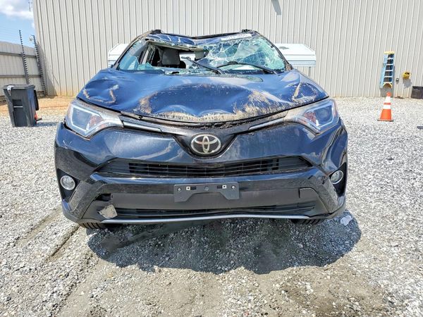 2018 TOYOTA RAV4 Adventure/XLE