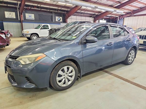 2015 TOYOTA COROLLA