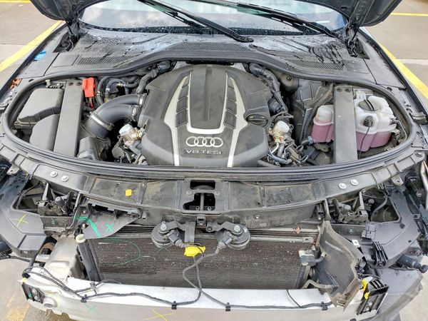 2016 AUDI A8 quattro Sport L