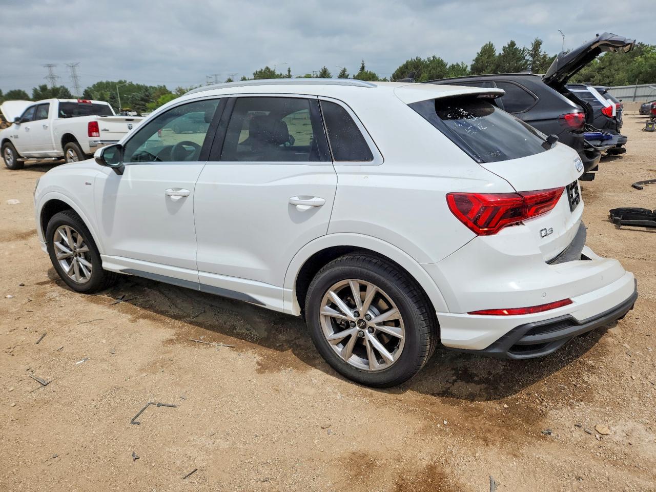 2023 AUDI Q3 S Line quattro Premium