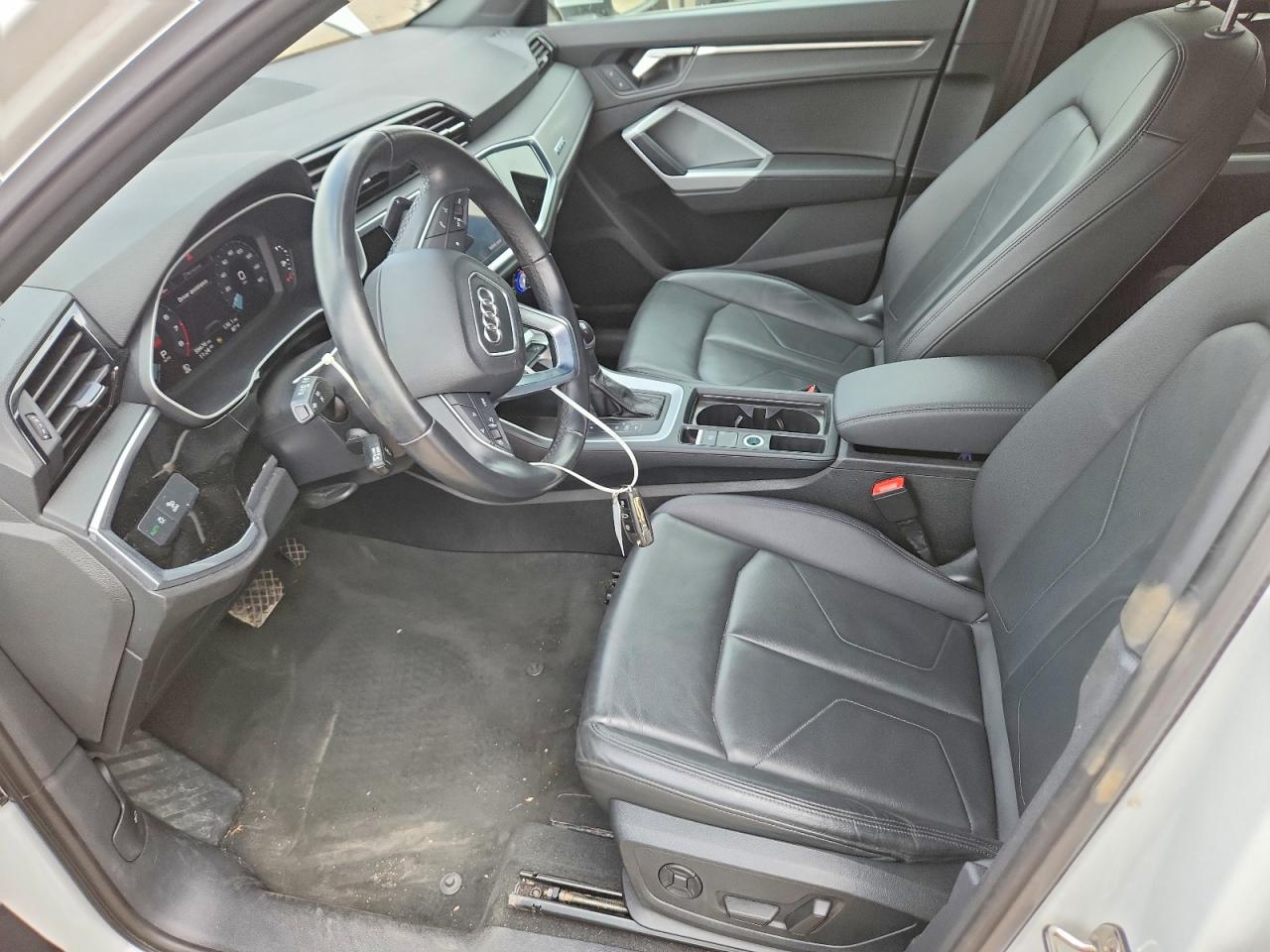 2023 AUDI Q3 S Line quattro Premium