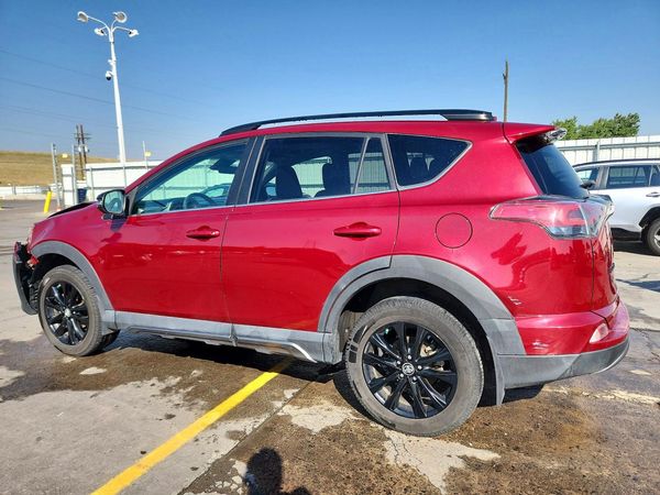 2018 TOYOTA RAV4 Adventure/XLE