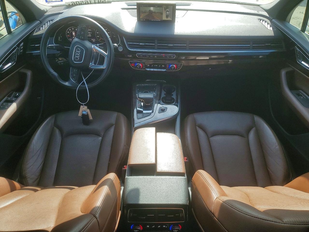 2017 AUDI Q7 quattro Premium Plus