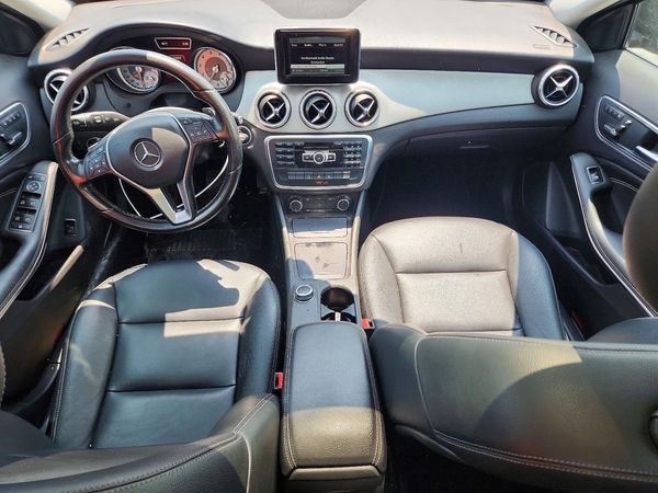 2015 MERCEDES-BENZ GLA GLA250