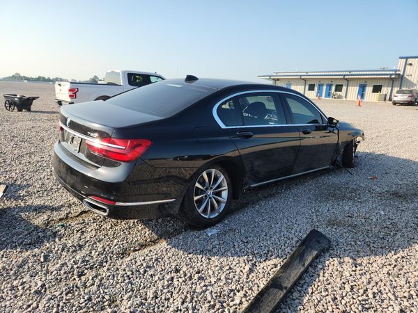 2019 BMW 750 xDrive