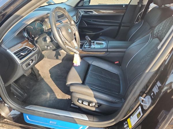 2019 BMW 750 xDrive