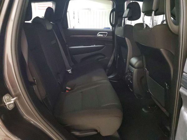 2021 JEEP GRAND CHEROKEE LAREDO 4X4