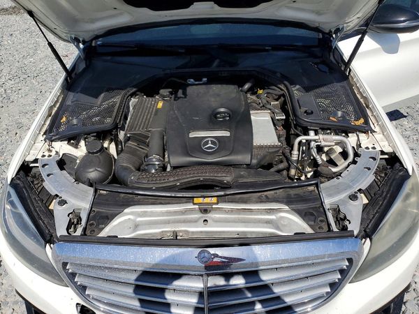 2016 MERCEDES-BENZ C C300