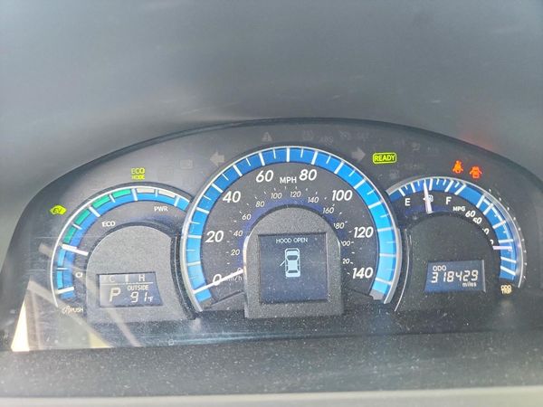 2014 TOYOTA CAMRY SOLA Hybrid