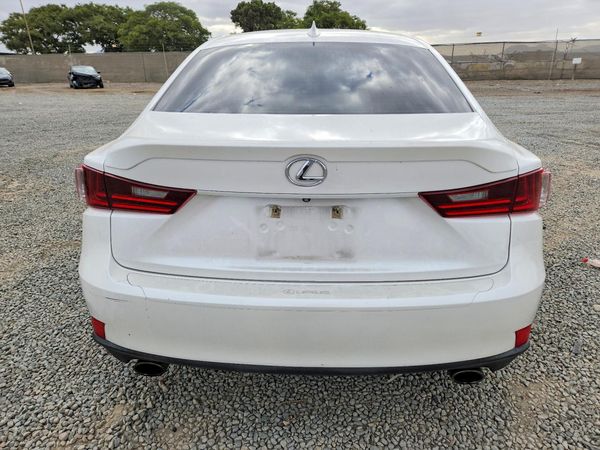 2016 LEXUS IS 200t