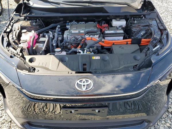 2025 TOYOTA BZ4X