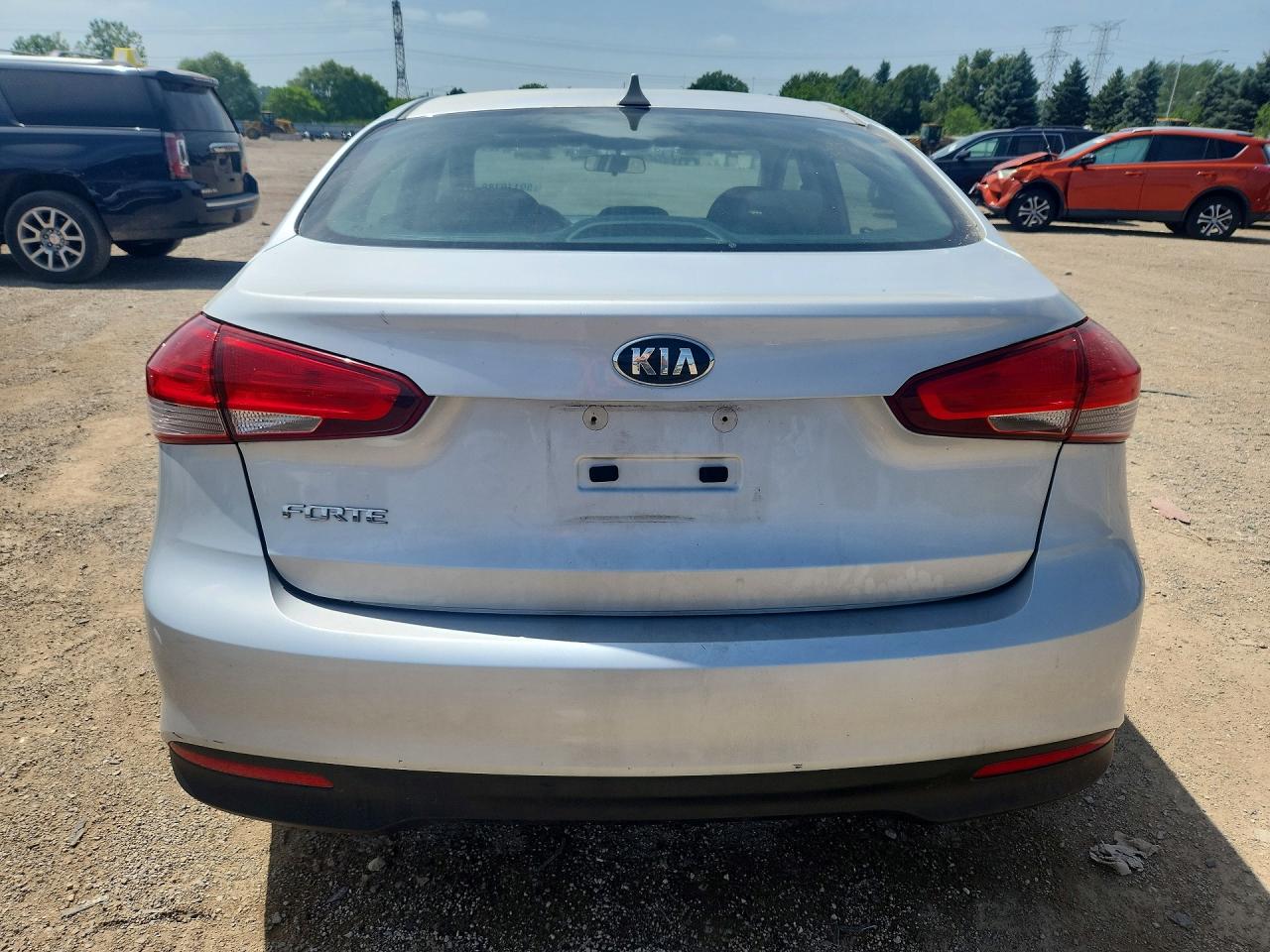 2017 KIA FORTE LX Base