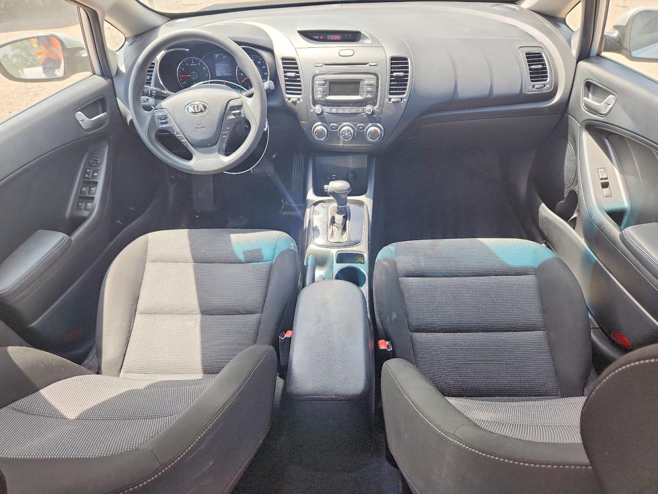 2017 KIA FORTE LX Base