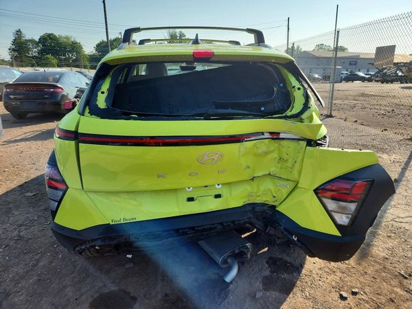 2024 HYUNDAI KONA SE