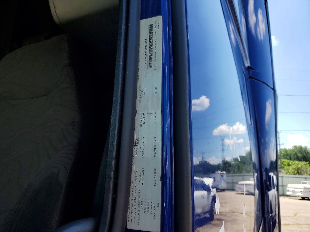 2016 VOLVO VNL