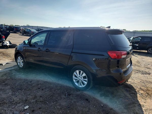 2017 KIA SEDONA LX