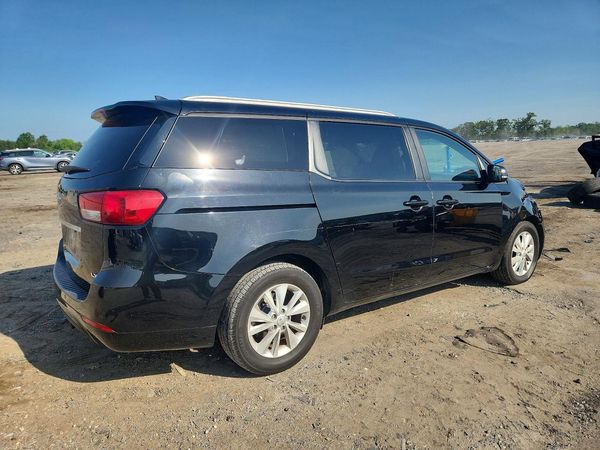 2017 KIA SEDONA LX
