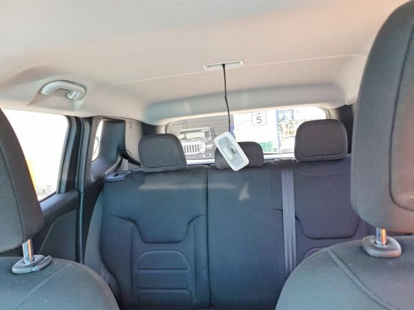 2022 JEEP RENEGADE Latitude, Longitude