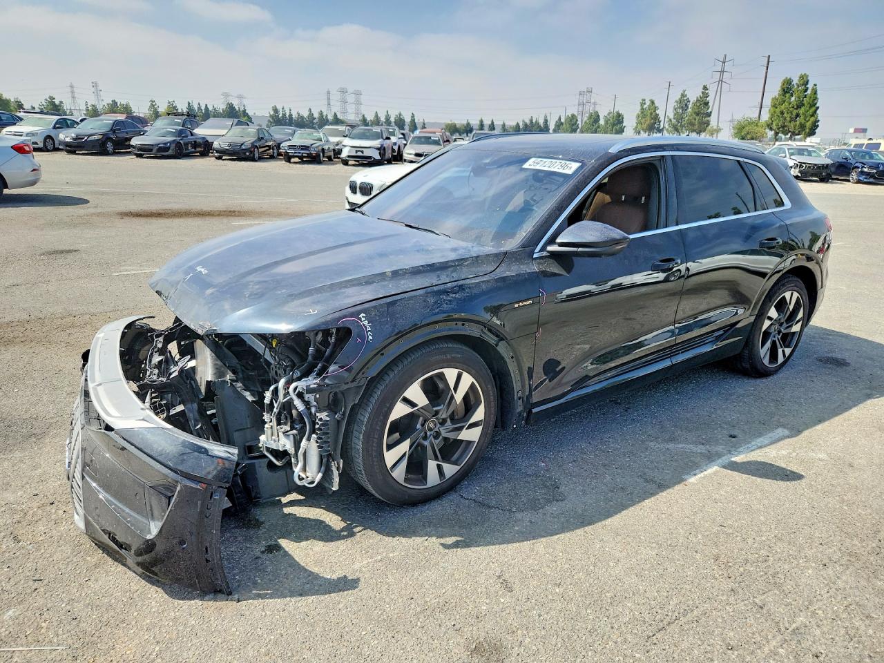 2022 AUDI E-TRON quattro Premium Plus