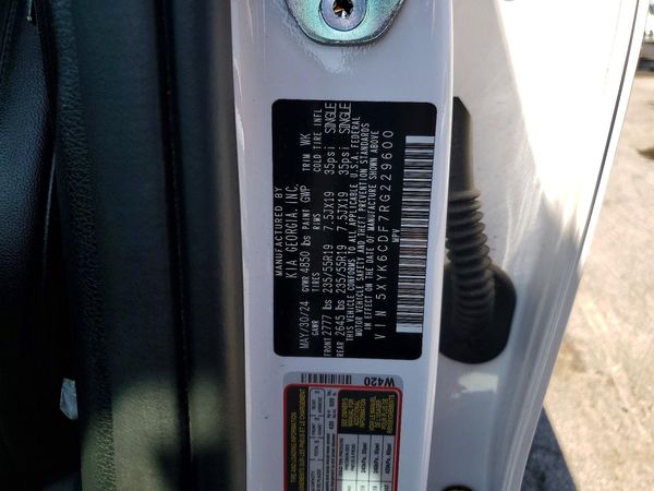 2024 KIA SPORTAGE X-LINE