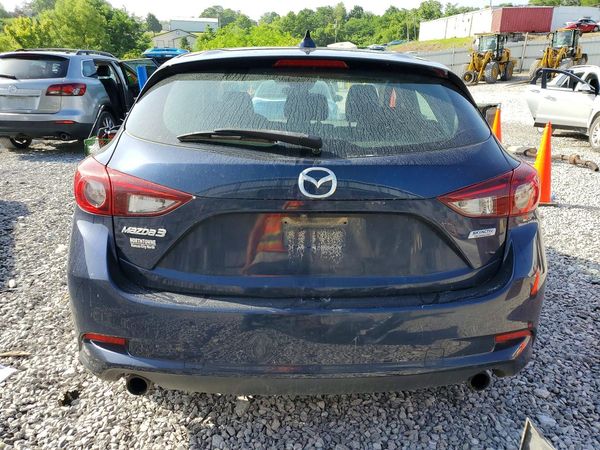 2018 MAZDA 3 Touring