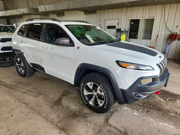 2016 JEEP CHEROKEE TRAILHAWK 4X4