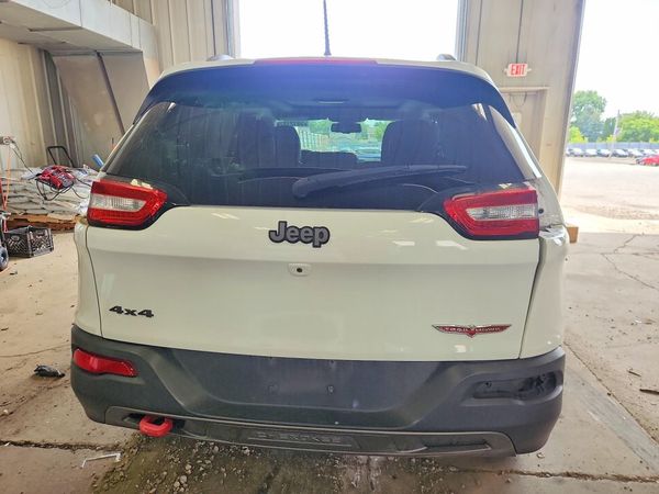 2016 JEEP CHEROKEE TRAILHAWK 4X4