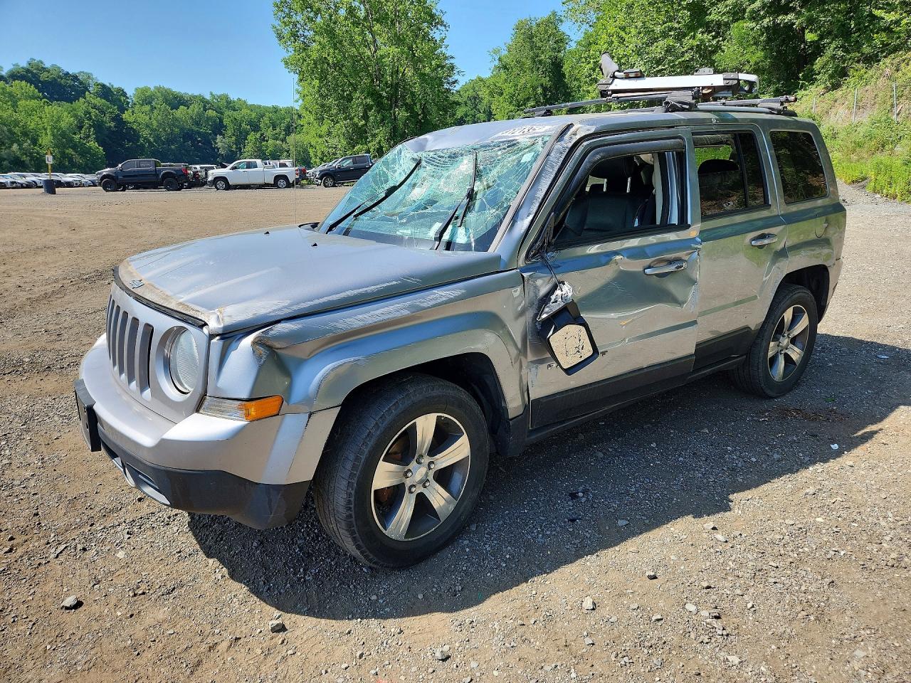 2016 JEEP PATRIOT Latitude