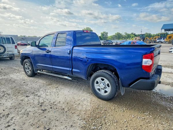 2015 TOYOTA TUNDRA SR5 Grade