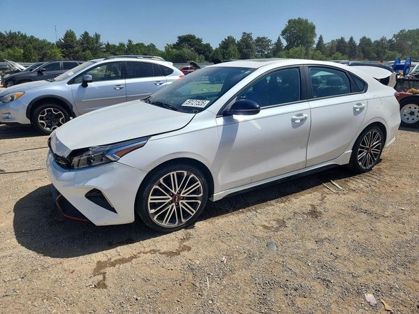 2022 KIA FORTE GT